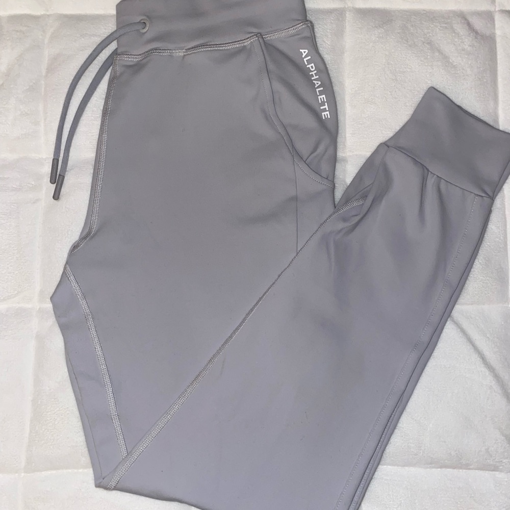 Alphalete Premium V2 Joggers- Light Grey -Xsmall